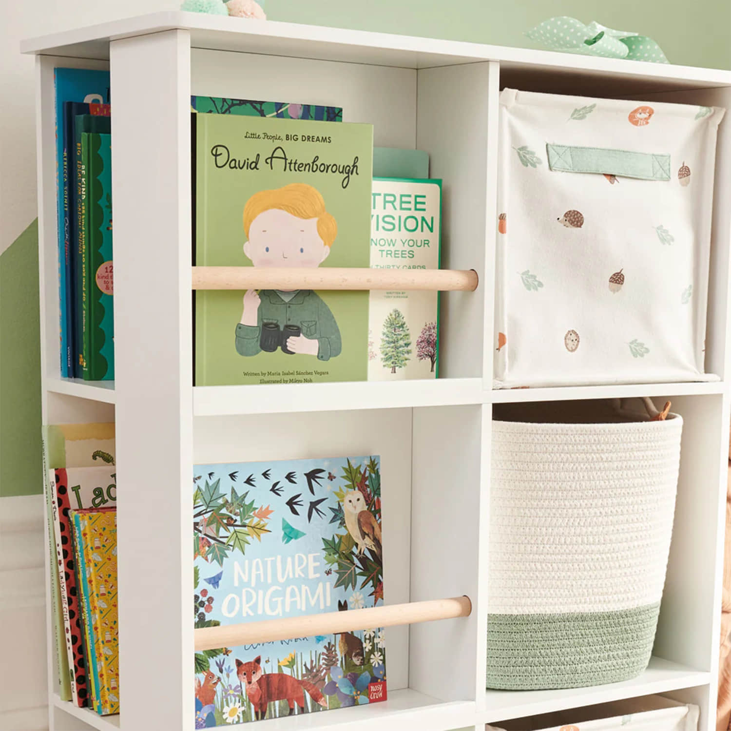 wf010 Wonderland Bookcase